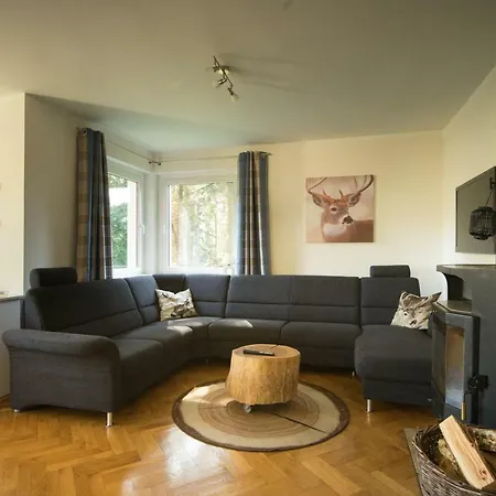 Waldhufenhaus In Schoena Semesterbostad